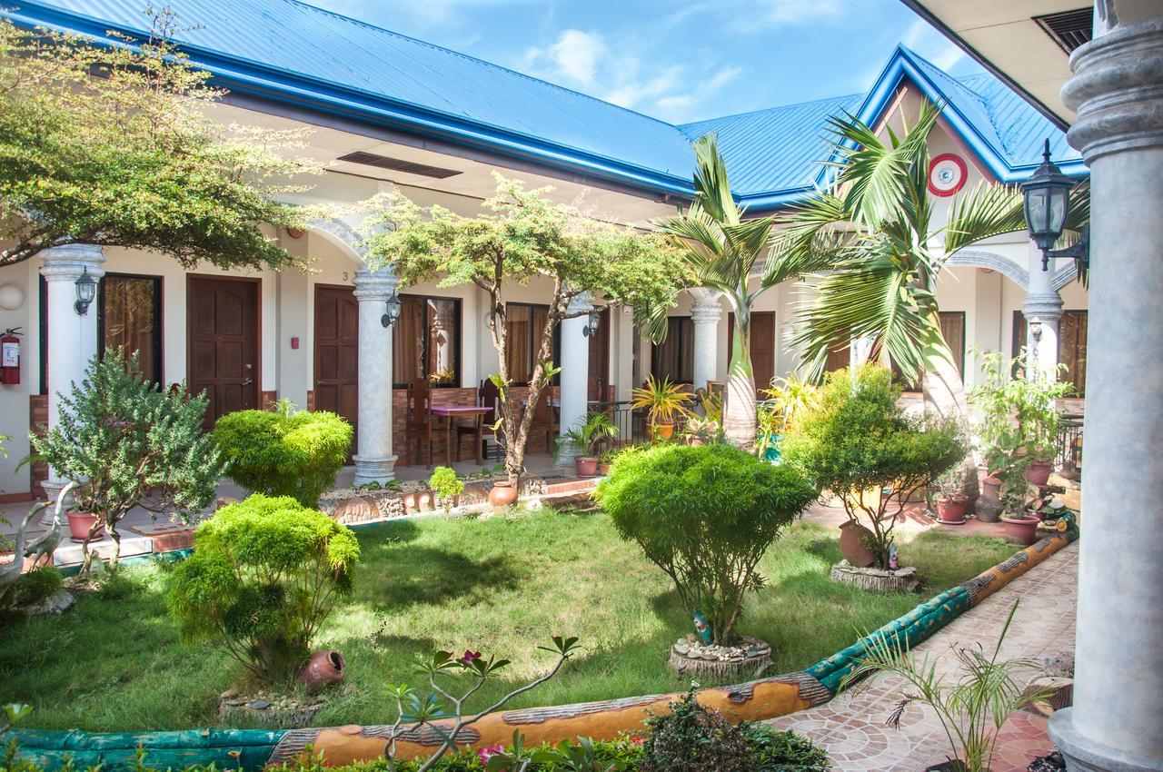 Casitas De Az Pension Puerto Princesa Esterno foto